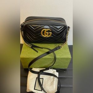 GG Marmont small shoulder bag